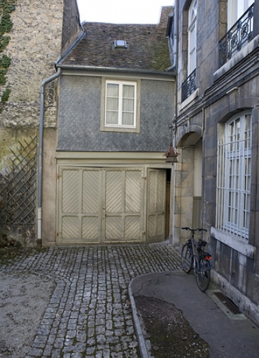 Détail d'une remise à droite de la cour. © Région Bourgogne-Franche-Comté, Inventaire du Patrimoine