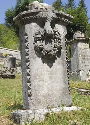 Tombeau de Marie-Séraphine La Ferrière, veuve Martin (non étudié). © Région Bourgogne-Franche-Comté, Inventaire du patrimoine Tombeau de Marie-Séraphine La Ferrière, veuve Martin (non étudié). © Région Bourgogne-Franche-Comté, Inventaire du patrimoine