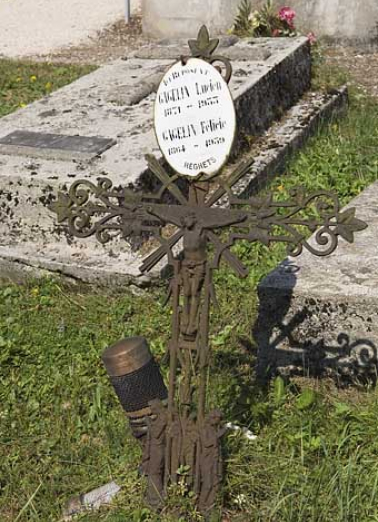 Vue de la croix. © Région Bourgogne-Franche-Comté, Inventaire du patrimoine