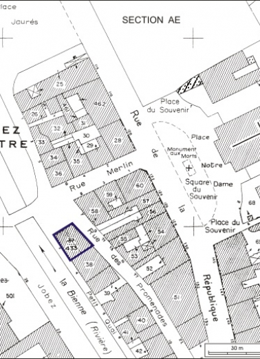 Plan-masse et de situation. Extrait du plan cadastral, 1980, section AI, échelle 1:1000. © Région Bourgogne-Franche-Comté, Inventaire du patrimoine