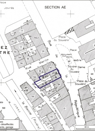 Plan-masse et de situation. Extrait du plan cadastral, 1980, section AI, échelle 1:1000. © Région Bourgogne-Franche-Comté, Inventaire du patrimoine