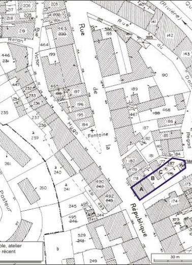 Plan-masse et de situation. Extrait du plan cadastral, 1980, section AI, échelle 1:1000. © Région Bourgogne-Franche-Comté, Inventaire du patrimoine
