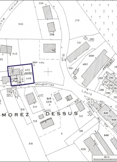 Plan-masse et de situation. Extrait du plan cadastral, 1980, section AI, échelle 1:1000. © Région Bourgogne-Franche-Comté, Inventaire du patrimoine