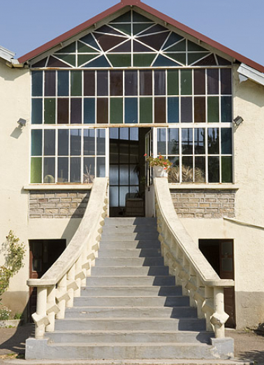 Entrée des bureaux. © Région Bourgogne-Franche-Comté, Inventaire du patrimoine