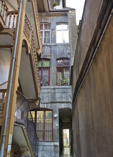 Logis principal sur rue : vue de la façade postérieure. © Région Bourgogne-Franche-Comté, Inventaire du Patrimoine