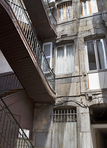 Détail de la façade postérieure du logis principal. © Région Bourgogne-Franche-Comté, Inventaire du Patrimoine