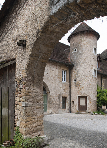 Vue de l'hôtel de Choiseul depuis l'ancienne ferme. © Région Bourgogne-Franche-Comté, Inventaire du patrimoine