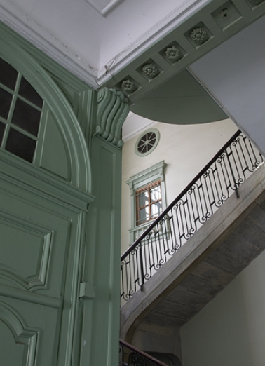 Intérieur, escalier d'honneur : vue depuis le rez-de-chaussée. © Région Bourgogne-Franche-Comté, Inventaire du Patrimoine