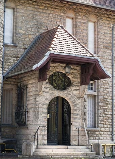 Façade nord. Entrée principale. © Région Bourgogne-Franche-Comté, Inventaire du patrimoine