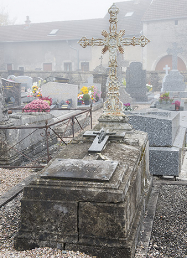 Tombeau de la famille Roland. © Région Bourgogne-Franche-Comté, Inventaire du patrimoine