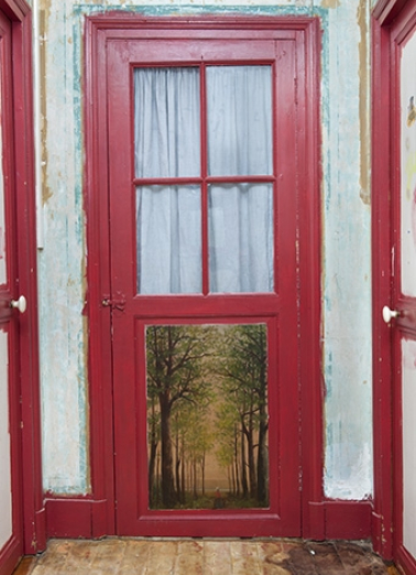 Porte conduisant à une des chambres de l'étage. © Région Bourgogne-Franche-Comté, Inventaire du patrimoine