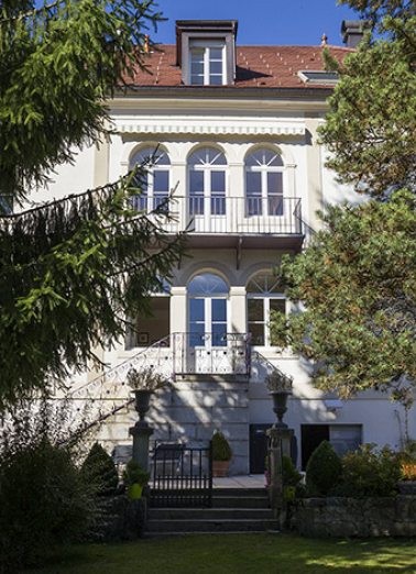 Façade postérieure : travée centrale. © Région Bourgogne-Franche-Comté, Inventaire du patrimoine