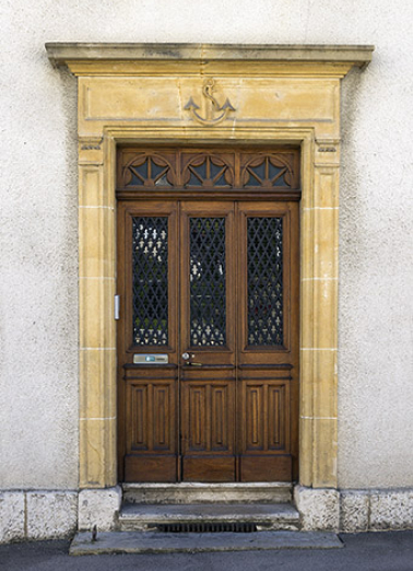 Entrée. © Région Bourgogne-Franche-Comté, Inventaire du patrimoine