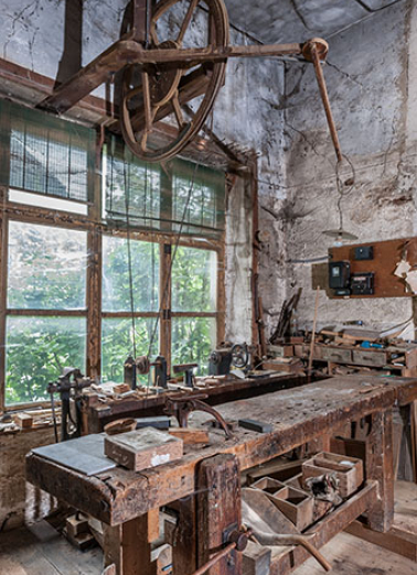 Etabli et tour à pédalier. © Région Bourgogne-Franche-Comté, Inventaire du patrimoine