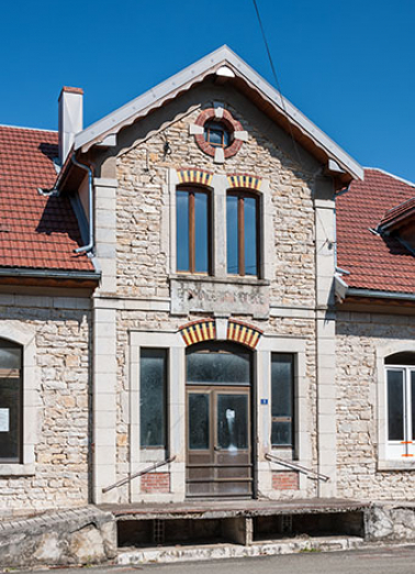 Elévation du pignon central. © Région Bourgogne-Franche-Comté, Inventaire du patrimoine