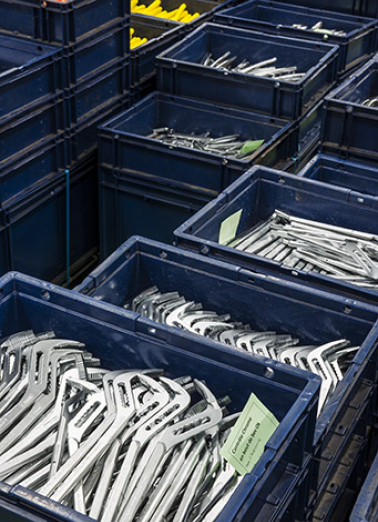 Caisses de branches de pinces multiprises. © Région Bourgogne-Franche-Comté, Inventaire du patrimoine