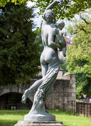 Le Sommeil, vue de  trois quart. © Région Bourgogne-Franche-Comté, Inventaire du patrimoine Le Sommeil, vue de  trois quart. © Région Bourgogne-Franche-Comté, Inventaire du patrimoine