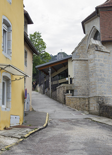 Aménagement du lycée sur la partie postérieure Est jouxtant le chevet de la chapelle des jacobins. © Région Bourgogne-Franche-Comté, Inventaire du patrimoine