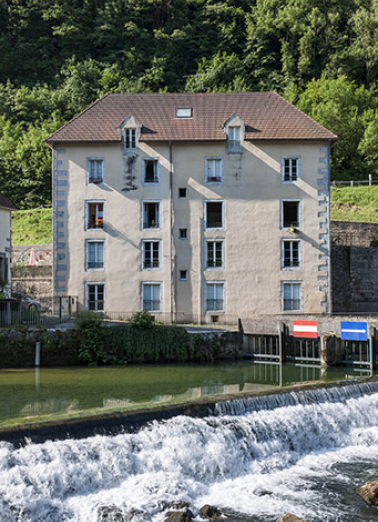 Façade nord d'un logement d'ouvriers. © Région Bourgogne-Franche-Comté, Inventaire du patrimoine Façade nord d'un logement d'ouvriers. © Région Bourgogne-Franche-Comté, Inventaire du patrimoine