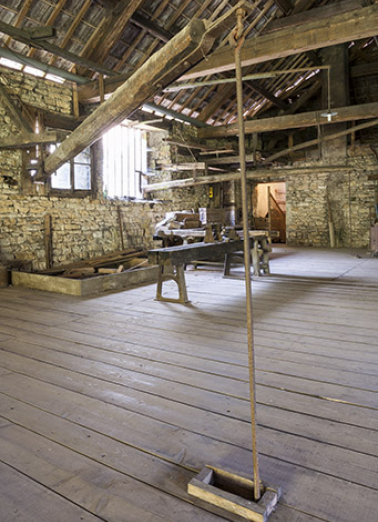 Système de commande pour l'admission de l'eau sur la roue (est) des martinets. © Région Bourgogne-Franche-Comté, Inventaire du patrimoine
