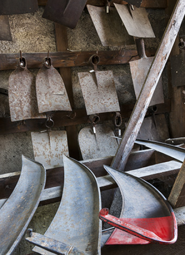Faux et outils agricoles Philibert. © Région Bourgogne-Franche-Comté, Inventaire du patrimoine
