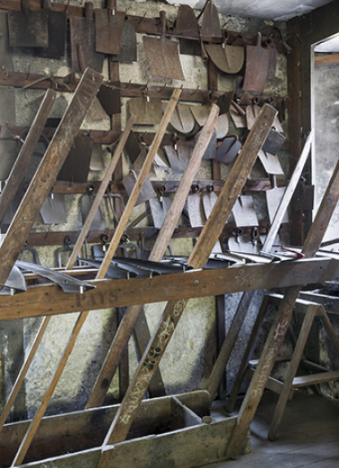 Modèles de faux et outils agricoles Philibert. © Région Bourgogne-Franche-Comté, Inventaire du patrimoine