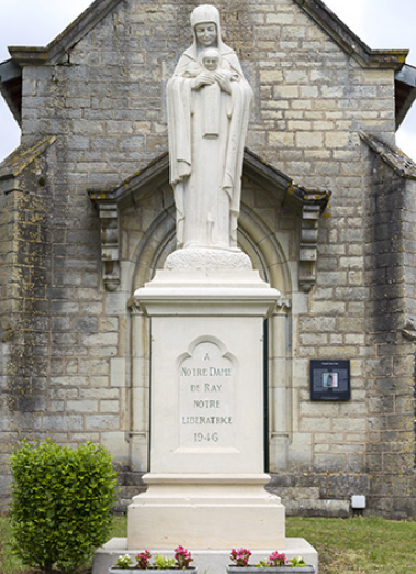 Statue monumentale de la Vierge Libératrice de Ray (1946). © Région Bourgogne-Franche-Comté, Inventaire du patrimoine