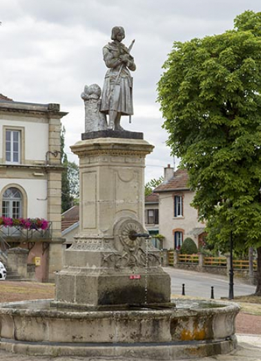 La fontaine Jeanne d'Arc. © Région Bourgogne-Franche-Comté, Inventaire du patrimoine