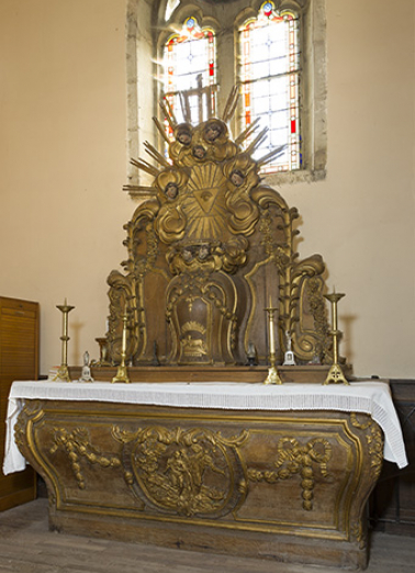 Autel.  © Région Bourgogne-Franche-Comté, Inventaire du patrimoine