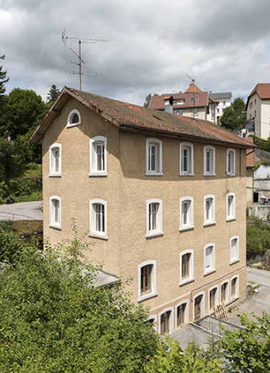 Façades postérieure et latérale droite. © Région Bourgogne-Franche-Comté, Inventaire du patrimoine Façades postérieure et latérale droite. © Région Bourgogne-Franche-Comté, Inventaire du patrimoine