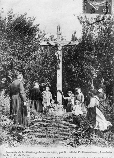 Calvaire de Baulay, Croix de Mission de 1907. © Région Bourgogne-Franche-Comté, Inventaire du patrimoine