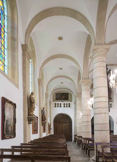 Le collatéral Sud. © Région Bourgogne-Franche-Comté, Inventaire du patrimoine Le collatéral Sud. © Région Bourgogne-Franche-Comté, Inventaire du patrimoine