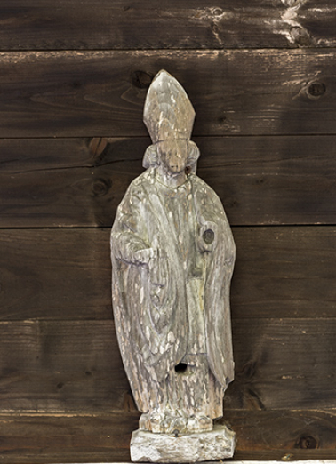 Façade antérieure : statuette de saint Eloi. © Région Bourgogne-Franche-Comté, Inventaire du patrimoine