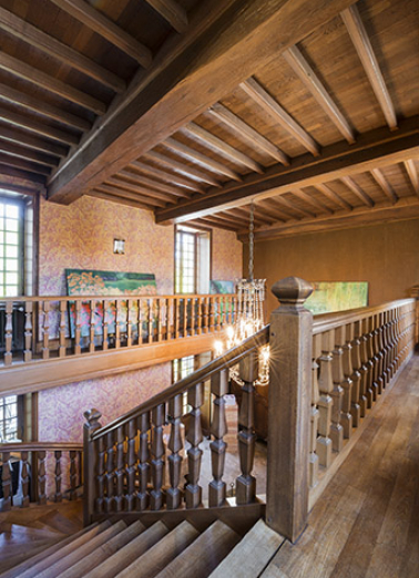 Le plafond à la française, hall d'entrée. © Région Bourgogne-Franche-Comté, Inventaire du patrimoine Le plafond à la française, hall d'entrée. © Région Bourgogne-Franche-Comté, Inventaire du patrimoine