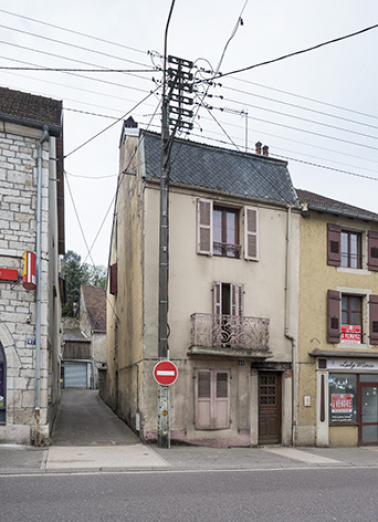 Ruelle allant vers la rue Saint-Antoine. © Région Bourgogne-Franche-Comté, Inventaire du patrimoine