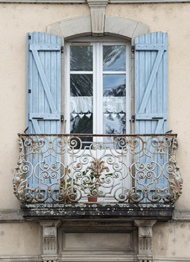 Le balcon, travée centrale. © Région Bourgogne-Franche-Comté, Inventaire du patrimoine