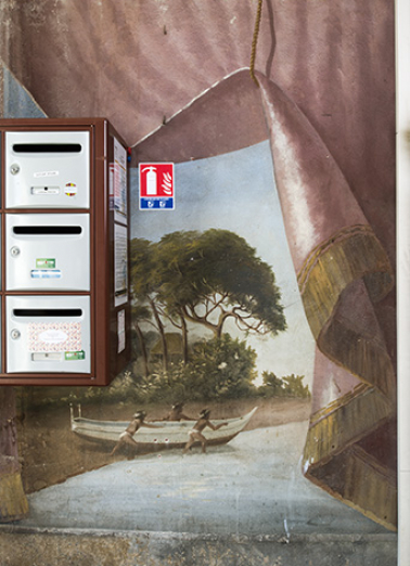 Départ de la 1ère volée (à gauche) : pêcheurs et leur barque. © Région Bourgogne-Franche-Comté, Inventaire du patrimoine