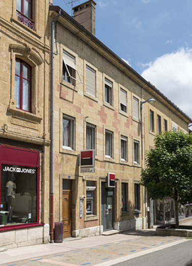 Façade antérieure, de trois quarts gauche. © Région Bourgogne-Franche-Comté, Inventaire du patrimoine