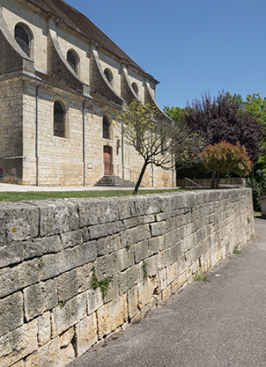 église paroissiale chapelle contrefort © Région Bourgogne-Franche-Comté, Inventaire du patrimoine  église paroissiale chapelle contrefort © Région Bourgogne-Franche-Comté, Inventaire du patrimoine