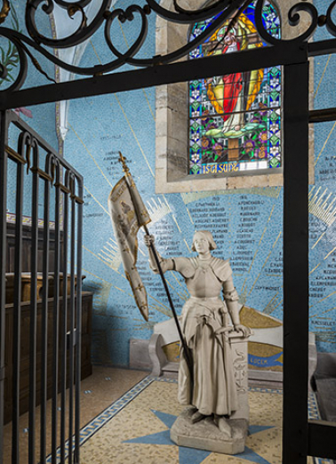 Vue de la statue dans la chapelle. © Région Bourgogne-Franche-Comté, Inventaire du patrimoine Vue de la statue dans la chapelle. © Région Bourgogne-Franche-Comté, Inventaire du patrimoine