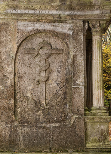 croix monumentale © Région Bourgogne-Franche-Comté, Inventaire du patrimoine  croix monumentale © Région Bourgogne-Franche-Comté, Inventaire du patrimoine