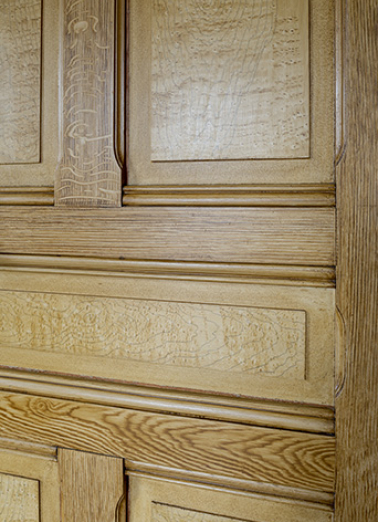 Maison, salon : décor de faux bois de la porte. © Région Bourgogne-Franche-Comté, Inventaire du patrimoine