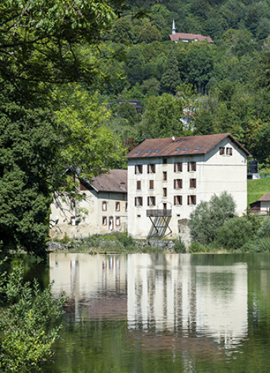 Façades postérieure et latérale gauche. © Région Bourgogne-Franche-Comté, Inventaire du patrimoine Façades postérieure et latérale gauche. © Région Bourgogne-Franche-Comté, Inventaire du patrimoine