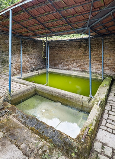 lavoir © Région Bourgogne-Franche-Comté, Inventaire du patrimoine  lavoir © Région Bourgogne-Franche-Comté, Inventaire du patrimoine