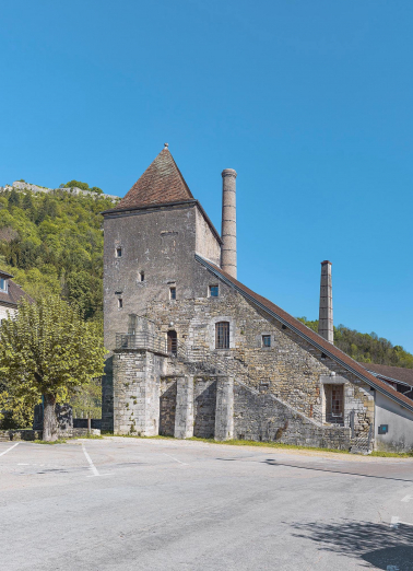  tour fortification d'agglomération © Région Bourgogne-Franche-Comté, Inventaire du patrimoine