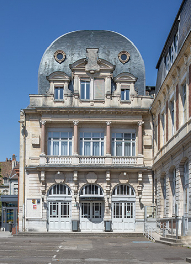 salle de spectacle © Région Bourgogne-Franche-Comté, Inventaire du patrimoine  salle de spectacle © Région Bourgogne-Franche-Comté, Inventaire du patrimoine