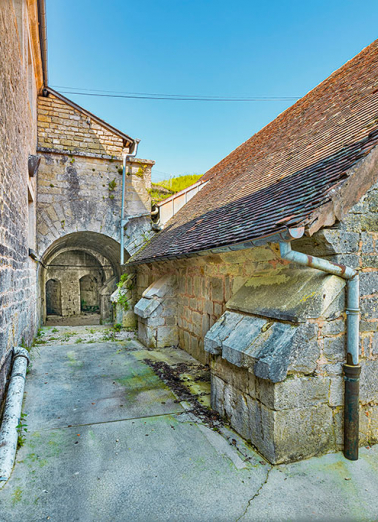 fort poudrière © Région Bourgogne-Franche-Comté, Inventaire du patrimoine  fort poudrière © Région Bourgogne-Franche-Comté, Inventaire du patrimoine