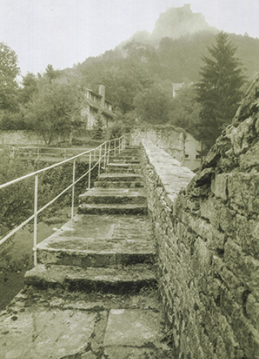  place forte enceinte © Région Bourgogne-Franche-Comté, Inventaire du patrimoine