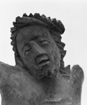 Détail de la tête du Christ. © Région Bourgogne-Franche-Comté, Inventaire du patrimoine