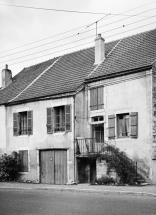 Vue d'ensemble de la maison sise parcelle 366, section D2 sur le cadastre de 1970. © Région Bourgogne-Franche-Comté, Inventaire du patrimoine